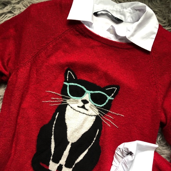 Monroe & Main Sweaters - Embroidered Kitty Sweater